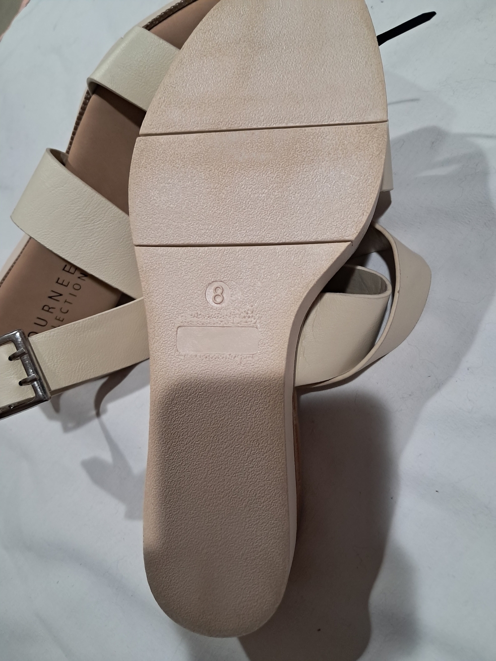 Journee Collection Cream Cross-Strap Platform Sandals Size:8 - Picture 8 of 11